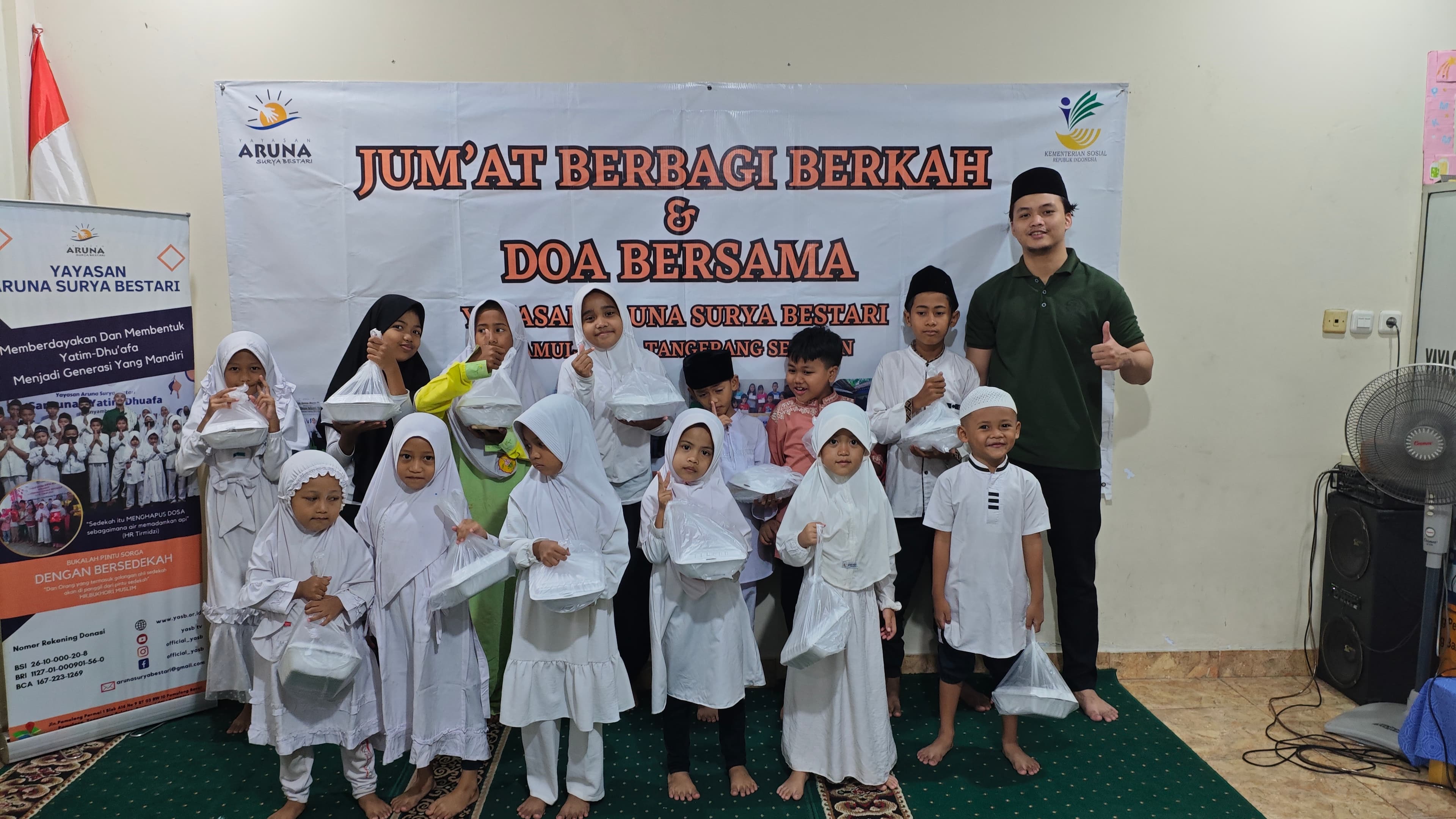 Jum'at Berbagi Berkah bersama anak yatim
