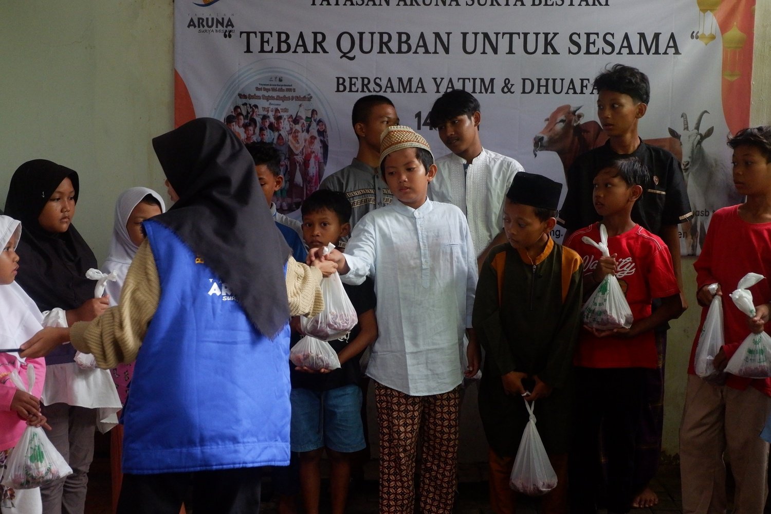 MEMPERINGATI IDUL ADHA 1445 H